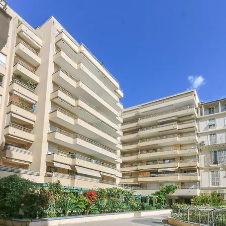 In Les Residences Du Palais Daire Nice